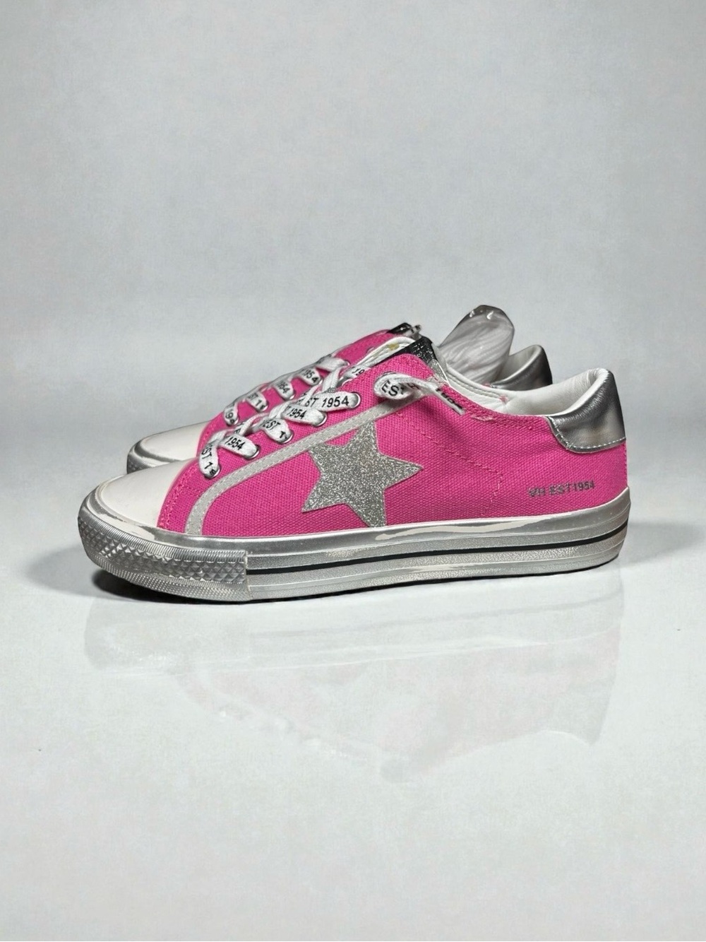 🌻NEW w/tag Vintage Havana Alive Pink Metallic Glitter Slip-On Sneakers Size 7